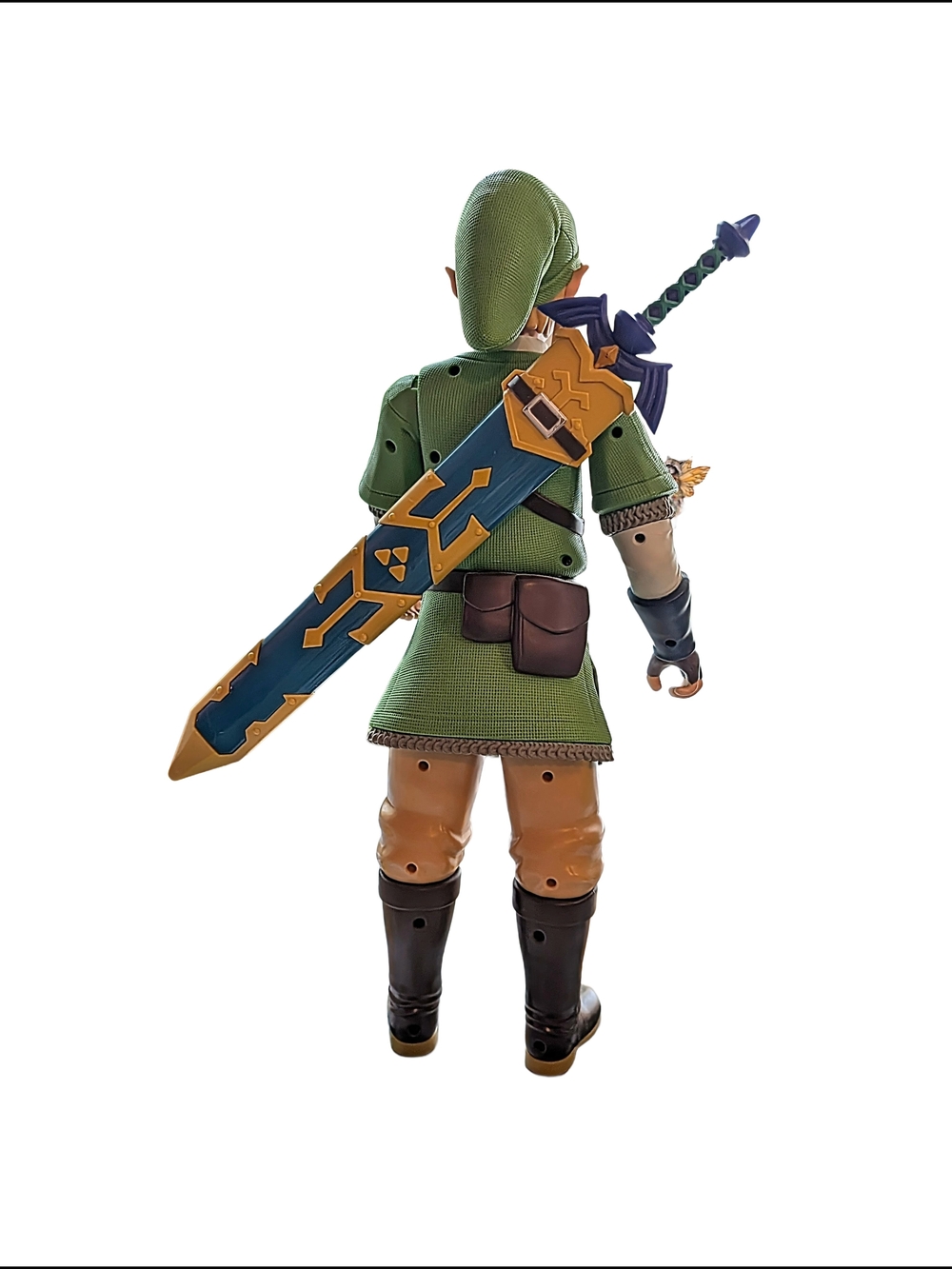 20" Link Action Figure with Blue Hylian Shield and Sword - Picture 3 of 8